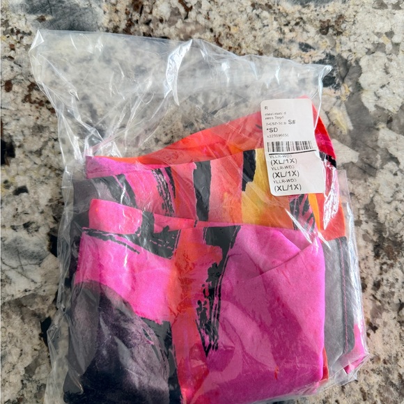 Yellow the Label Meri Mini Shift Dress - Picture 2 of 3